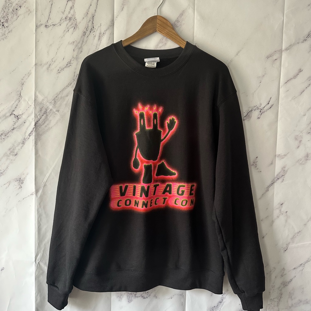 Champion  Vintage Con Event Sweatshirt Large